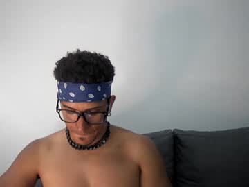 Pielcaneela Chaturbate stream image from January 25, 2026
