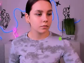 Molly__Kiss Chaturbate stream image from January 25, 2026