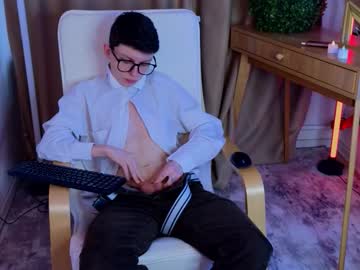 Monanfredi Chaturbate stream image from January 25, 2026