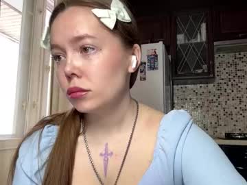 Halliedamiano Chaturbate stream image from January 25, 2026