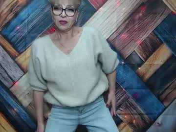 Ellabonito Chaturbate stream image from January 25, 2026