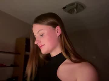 Mysticcherryx Chaturbate stream image from January 25, 2026