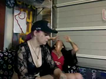 Laydeekarmandhoe Chaturbate stream image from January 25, 2026