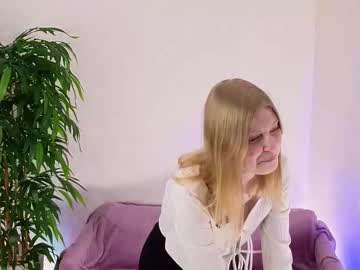 Lanaraexx Chaturbate stream image from January 25, 2026