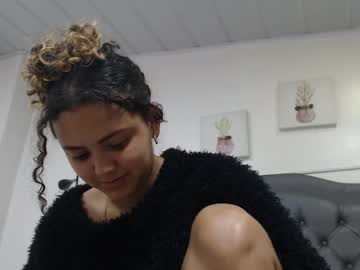 Giia_Moroe Chaturbate stream image from January 25, 2026