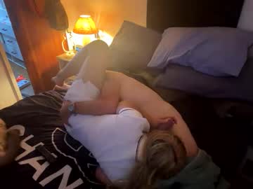 Mrandmrsgray11 Chaturbate stream image from January 25, 2026