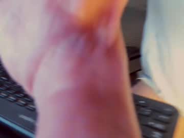 Oxg2010 Chaturbate stream image from January 25, 2026