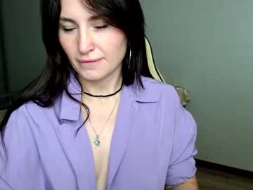Elliswick Chaturbate stream image from January 25, 2026