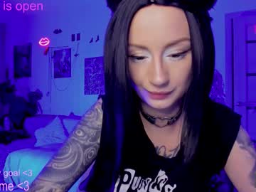 Kiki_Cute__ Chaturbate stream image from January 25, 2026