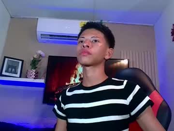 Tessachains Chaturbate stream image from January 25, 2026