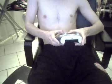 Luluarsss Chaturbate stream image from January 25, 2026