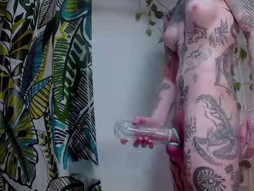 Wendy_Moira Chaturbate stream image from January 25, 2026