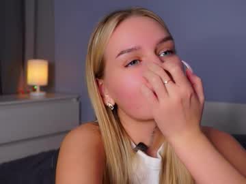 Amylowe687328 Chaturbate stream image from January 26, 2026
