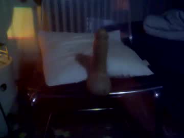 Wgefwdtfvnlx Chaturbate stream image from January 26, 2026