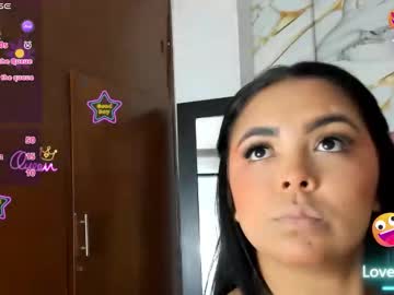 Hillarybigboobs Chaturbate stream image from January 26, 2026