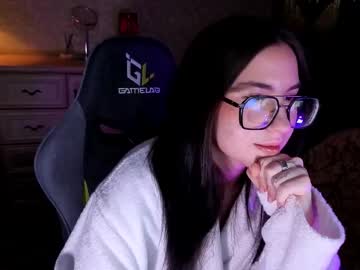 Anneaverry Chaturbate stream image from January 26, 2026