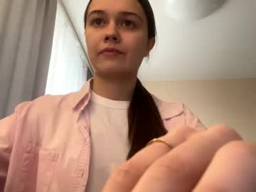 Hannelorehuckaby Chaturbate stream image from January 26, 2026
