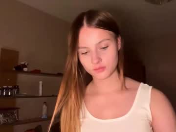 Mysticcherryx Chaturbate stream image from January 26, 2026