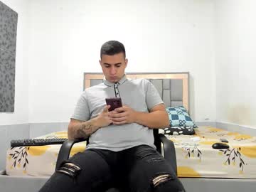 Simonkeler Chaturbate stream image from January 26, 2026