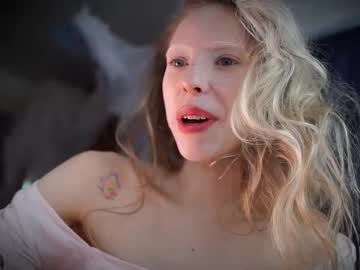 Radiant_Ada Chaturbate stream image from January 26, 2026