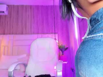 Caitlyncouper Chaturbate stream image from January 26, 2026