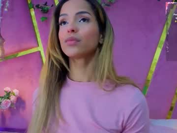Emmacortez Chaturbate stream image from January 26, 2026