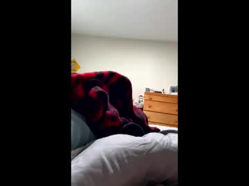 Hunghighhappy Chaturbate stream image from January 26, 2026