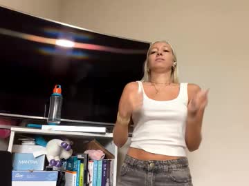 Minahemphill Chaturbate stream image from January 26, 2026
