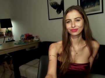 Charlotte_Roche Chaturbate stream image from January 26, 2026