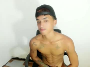 Hottie_Asians Chaturbate stream image from January 26, 2026