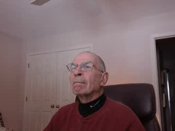 Latincb Chaturbate stream image from January 26, 2026