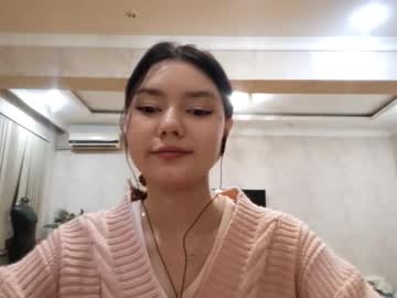 Helgakraszewski Chaturbate stream image from January 26, 2026