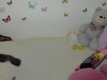 Elsamails Chaturbate stream image from January 26, 2026