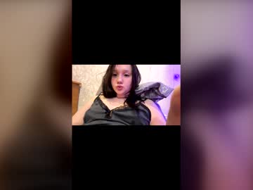 Swettybabe Chaturbate stream image from January 26, 2026