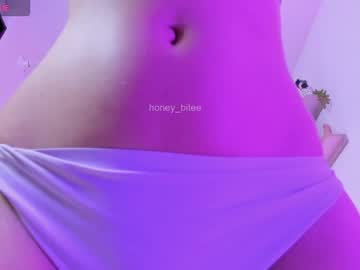 Honey_Bitee Chaturbate stream image from January 27, 2026