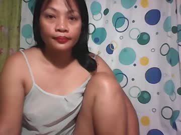 Hottyelle1 Chaturbate stream image from January 27, 2026