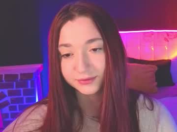 Mencialo Chaturbate stream image from January 27, 2026