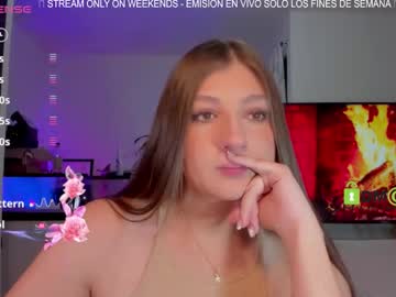 Khionebesset Chaturbate stream image from January 27, 2026