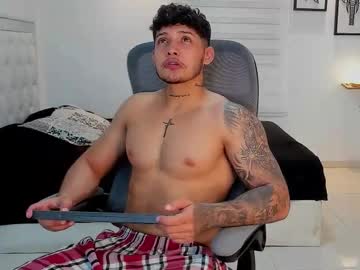 Lunay_Xtreemboy Chaturbate stream image from January 27, 2026