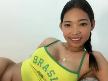 Carmelasexmachinex Chaturbate stream image from January 27, 2026