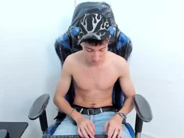 Littledanny_ Chaturbate stream image from January 27, 2026