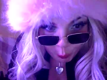 Honeymagicxo Chaturbate stream image from January 27, 2026