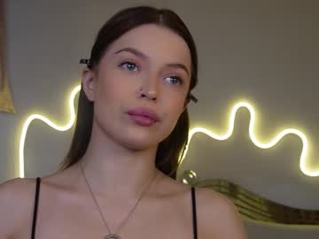 Kelly_Peachpiee Chaturbate stream image from January 27, 2026