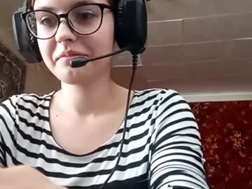 Jeneedilox Chaturbate stream image from January 27, 2026