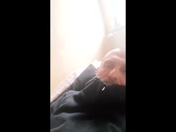 Krygel555 Chaturbate stream image from January 27, 2026