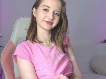 Yumieast Chaturbate stream image from January 27, 2026