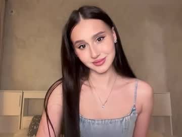Fluffyamy_ Chaturbate stream image from January 27, 2026