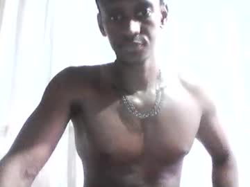 Debrubenn Chaturbate stream image from January 27, 2026