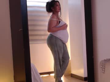 Leah_Bunny Chaturbate stream image from January 27, 2026