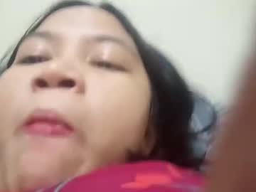 _Milkytitsmomxx_ Chaturbate stream image from January 27, 2026